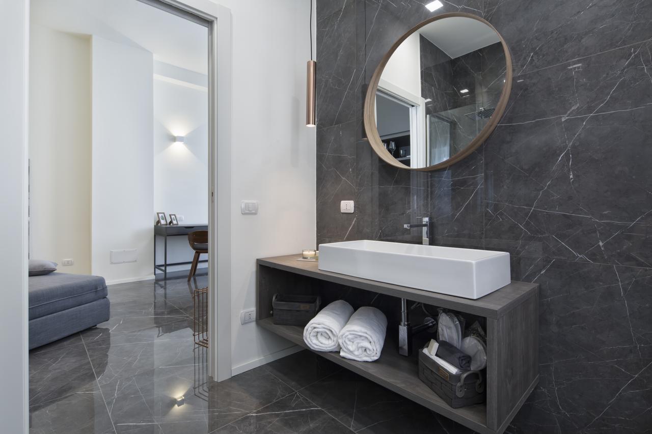 Suite Vogue Stazione Voghera Exteriör bild
